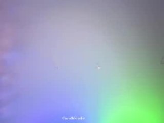 carolblonde live webcam thumbnail