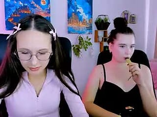 caroline_rosee_ live webcam thumbnail