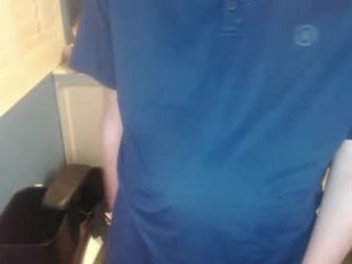 carter10101000 live webcam thumbnail