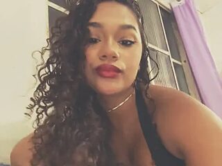 casalchupetinha live webcam thumbnail
