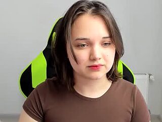 catrine_cute live webcam thumbnail