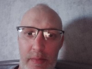 Cedric7653 live webcam thumbnail