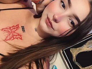 Celestte live webcam thumbnail