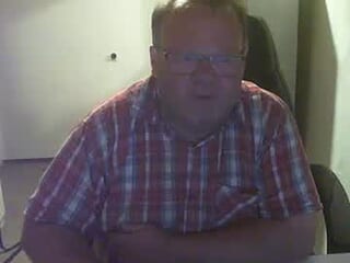 cesar293121 live webcam thumbnail
