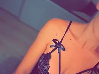 ChanelXcam live webcam thumbnail