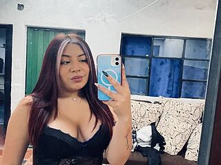 Charlotte_cute44 live webcam thumbnail