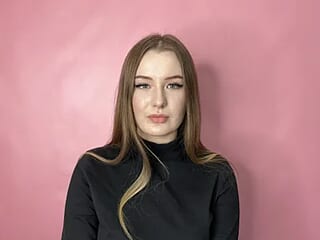 CherrieHildahl live webcam thumbnail