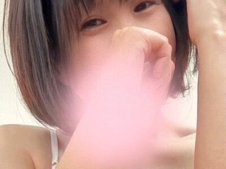 CherryMomo live webcam thumbnail