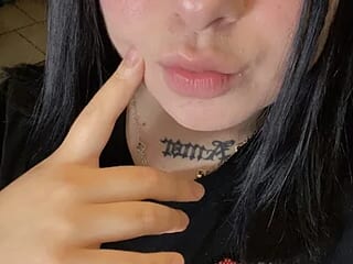 CherryPink22 live webcam thumbnail