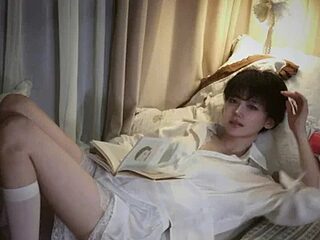 Cherry_girl9x live webcam thumbnail