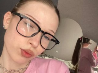 CherrylHolme live webcam thumbnail