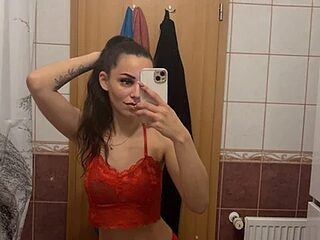 Chiara0102 live webcam thumbnail