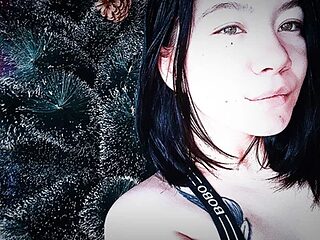 ChristiaHutts live webcam thumbnail