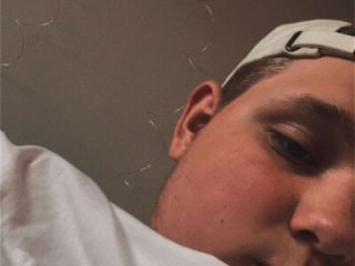 ChubbyTeen2003 live webcam thumbnail