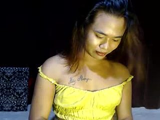 chantal_thehardfucker live webcam thumbnail