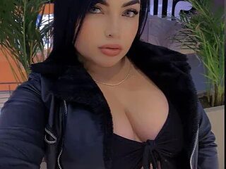 charlott__tp live webcam thumbnail