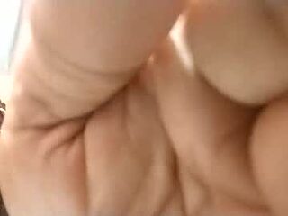 charmingcel live webcam thumbnail