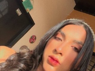 charolbruce_1 live webcam thumbnail