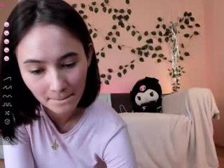 chee_cha live webcam thumbnail