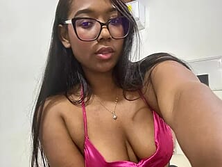 chell_iivy live webcam thumbnail