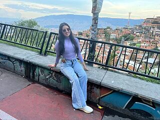 cherry_pinkie live webcam thumbnail