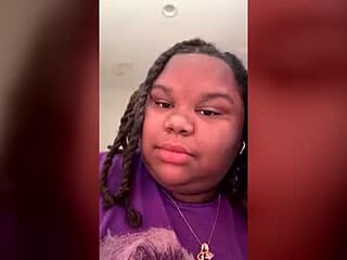 cherryg6rl live webcam thumbnail