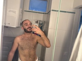 chibrataurus live webcam thumbnail