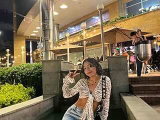 chica_nocturna25 live webcam thumbnail