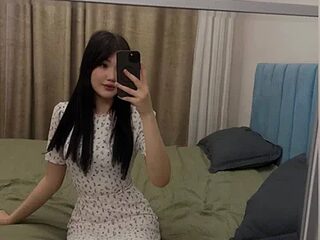 chichi_o live webcam thumbnail