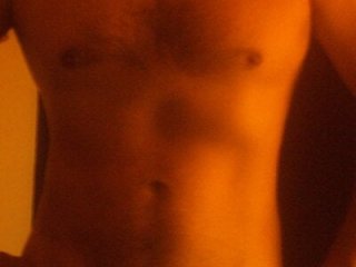 chicoguapo8 live webcam thumbnail