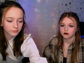 chloe_ley live webcam thumbnail