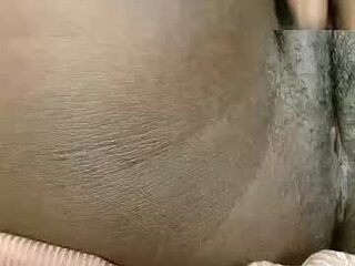 chocolate_ass88 live webcam thumbnail