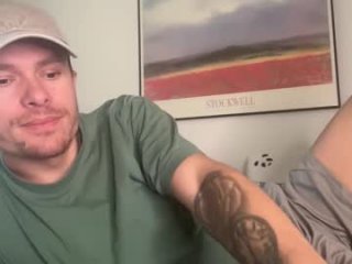 chris_love47 live webcam thumbnail