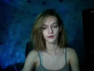 chrissy_joyful live webcam thumbnail