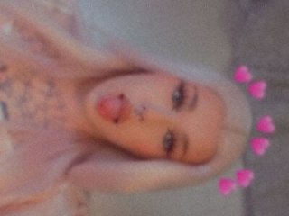 christina_trans_ live webcam thumbnail