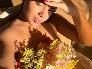christineowens_ live webcam thumbnail