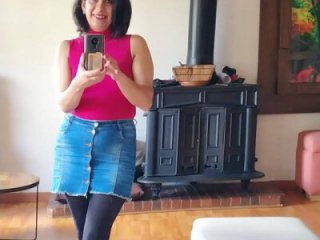 christy_ant live webcam thumbnail