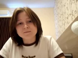 chrystaleberhart live webcam thumbnail