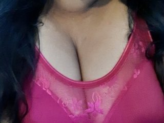 chubby_wife live webcam thumbnail