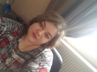 cindybbwsquirt live webcam thumbnail