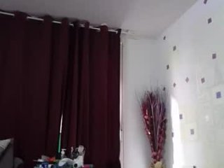 cinthia2525 live webcam thumbnail