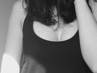 ClassyLadyIna live webcam thumbnail