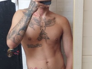 Clyde019 live webcam thumbnail