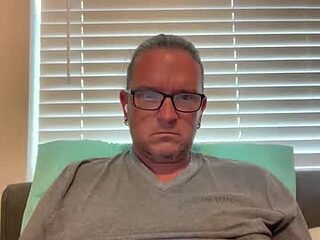 clarkjaymes live webcam thumbnail
