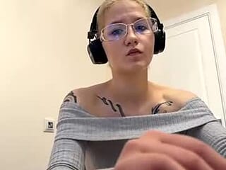 cleopatralewey live webcam thumbnail