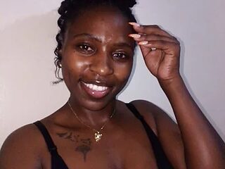 CocoBlazerx76 live webcam thumbnail