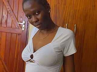 CocoTease live webcam thumbnail