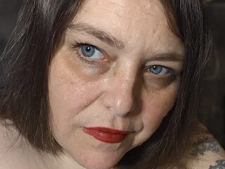 CourtneyElectrix live webcam thumbnail