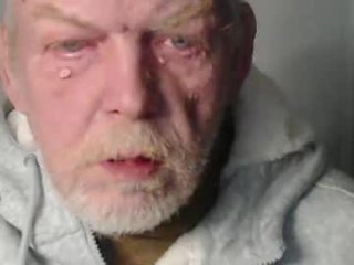 cockreadynow4u live webcam thumbnail