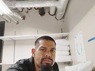 cocky210 live webcam thumbnail